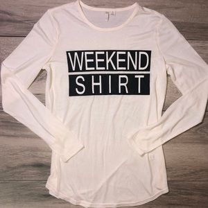 White Long Sleeve Weekend Casual/Lounge Tee EUC